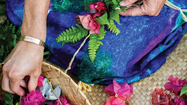 Discover the Beauty of Hawaiian Art and Crafts