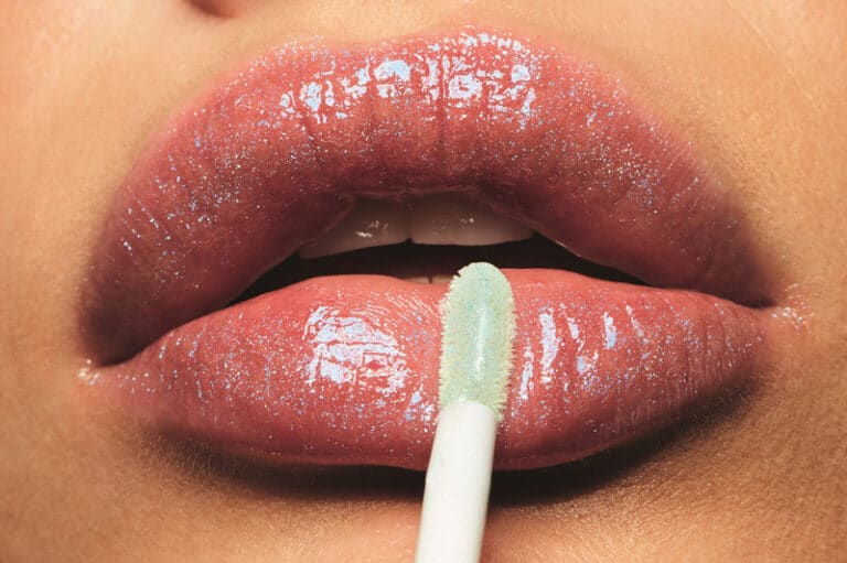 MAC Gloss Lip: Iconic Beauty Brand